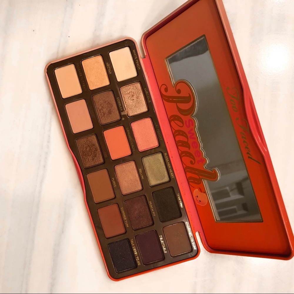 AUTHENTIC Too Faced Sweet Peach Palette